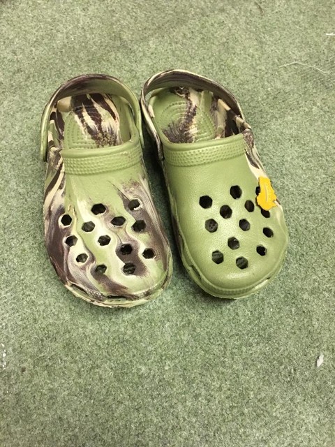 kids crocs size 13